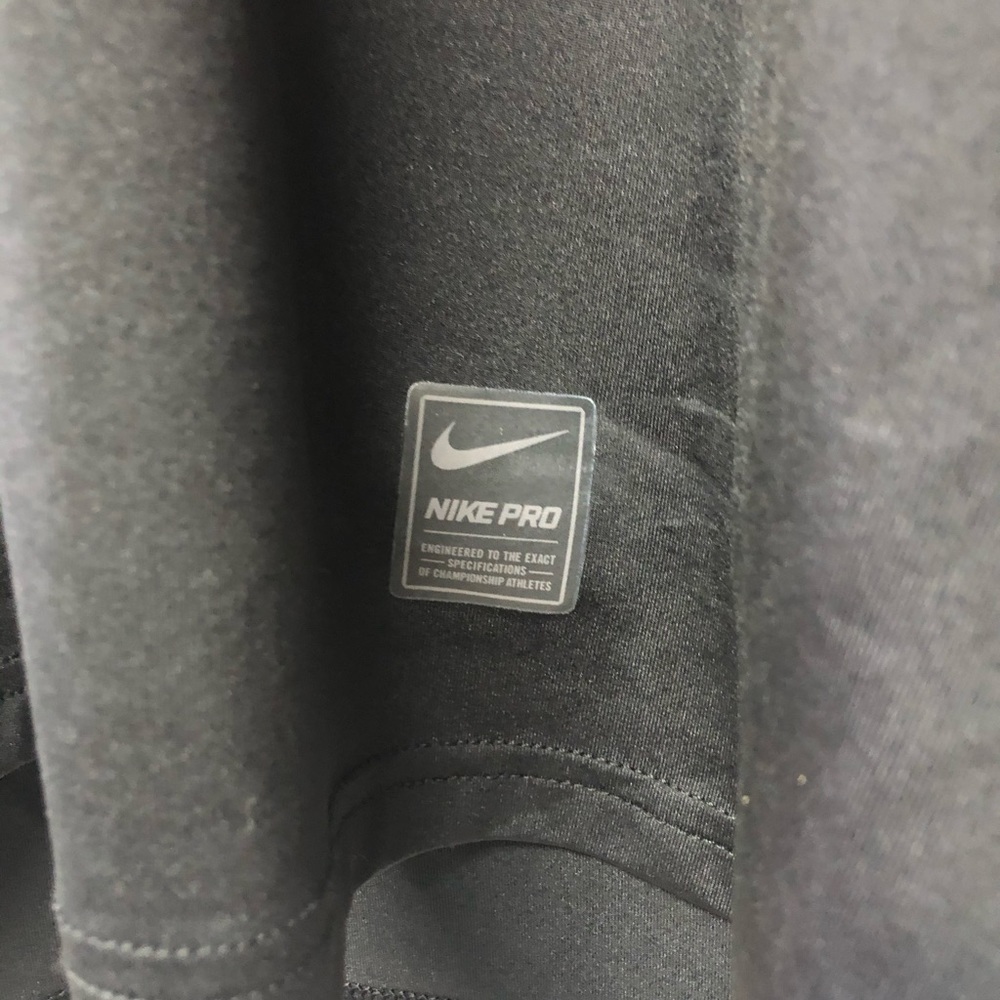 * | Nike | Dri-fit shirt. Size L. - Picture 3 of 4